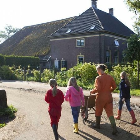 Hoeve De Pippert Hotel Ophemert Buitenkant foto
